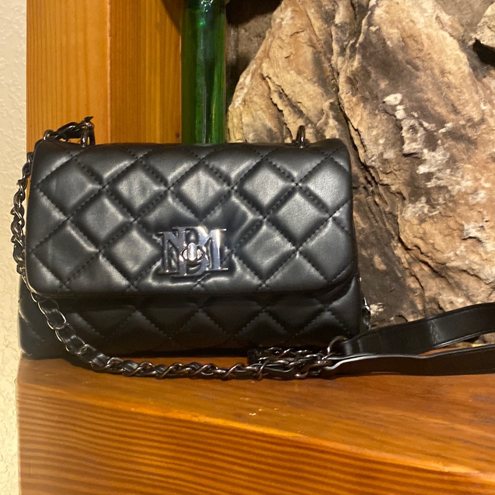 NWT Badgley Mischka black vegan leather quilted messenger bag
